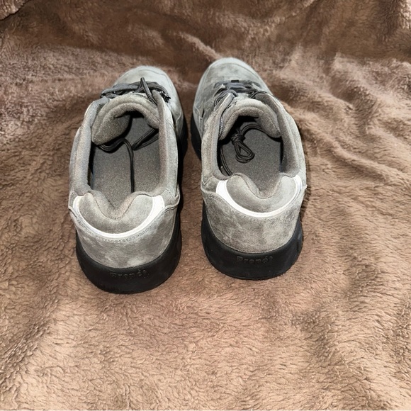 Proper Stability Walker Shoes - Picture 3 of 6
